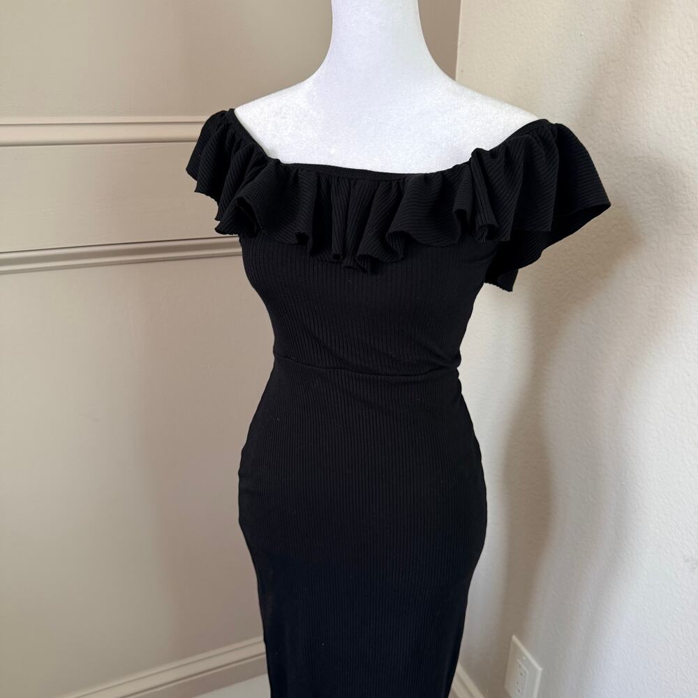 Reformation Bettina Black Knit Off-Shoulder Ruffle Midi Dress Size M - Picture 4 of 7